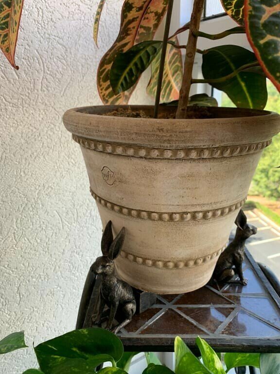 lusailstore- Flower Pot Feet