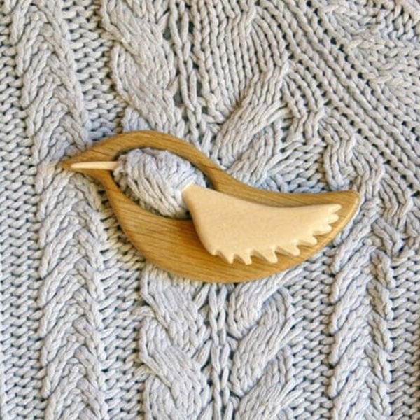 lusailstore - wooden animal brooches