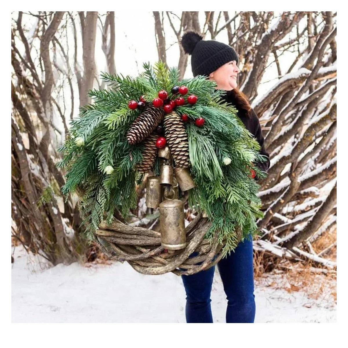 lusailstore - Festive Christmas Wreath