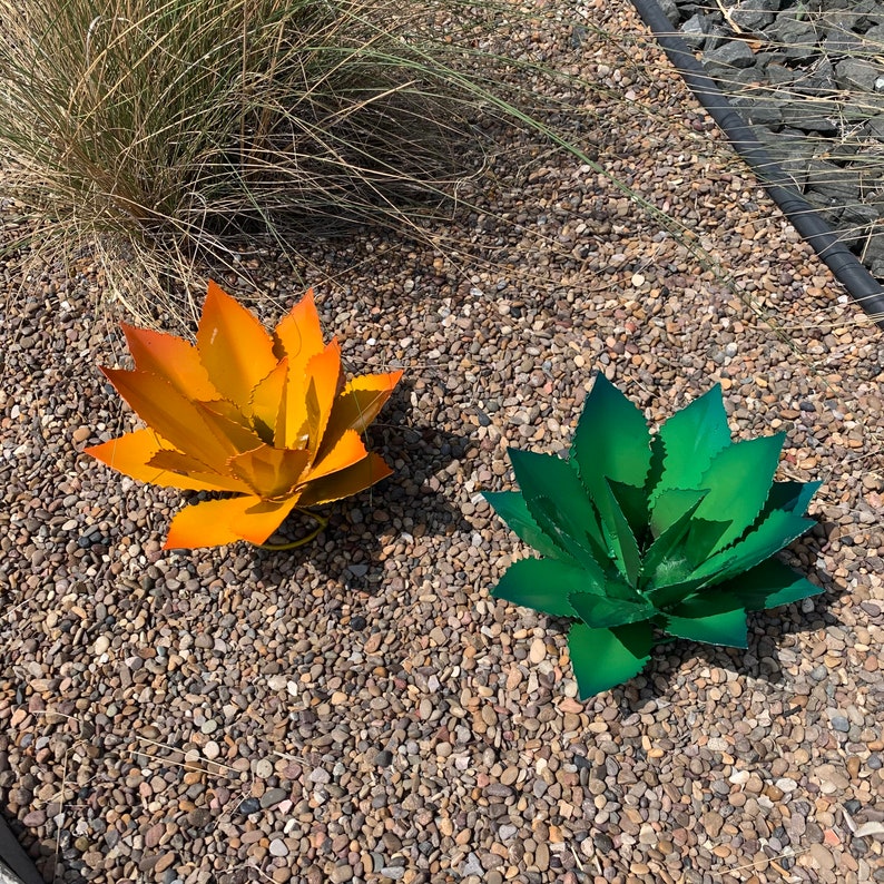 lusailstore - Decorative metal plant agave