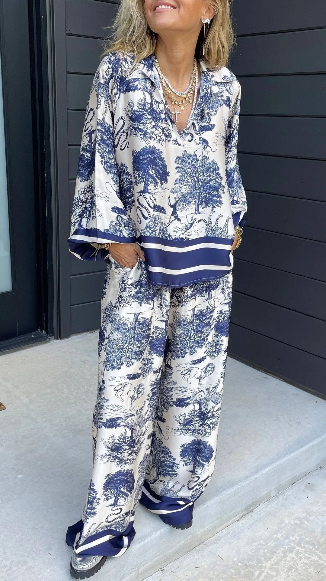 lusailstore - Women's V-neck long-sleeved printed casual suit