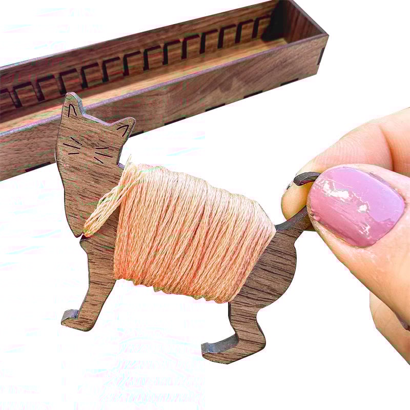 lusailstore - Wooden Animal Bobbin Set