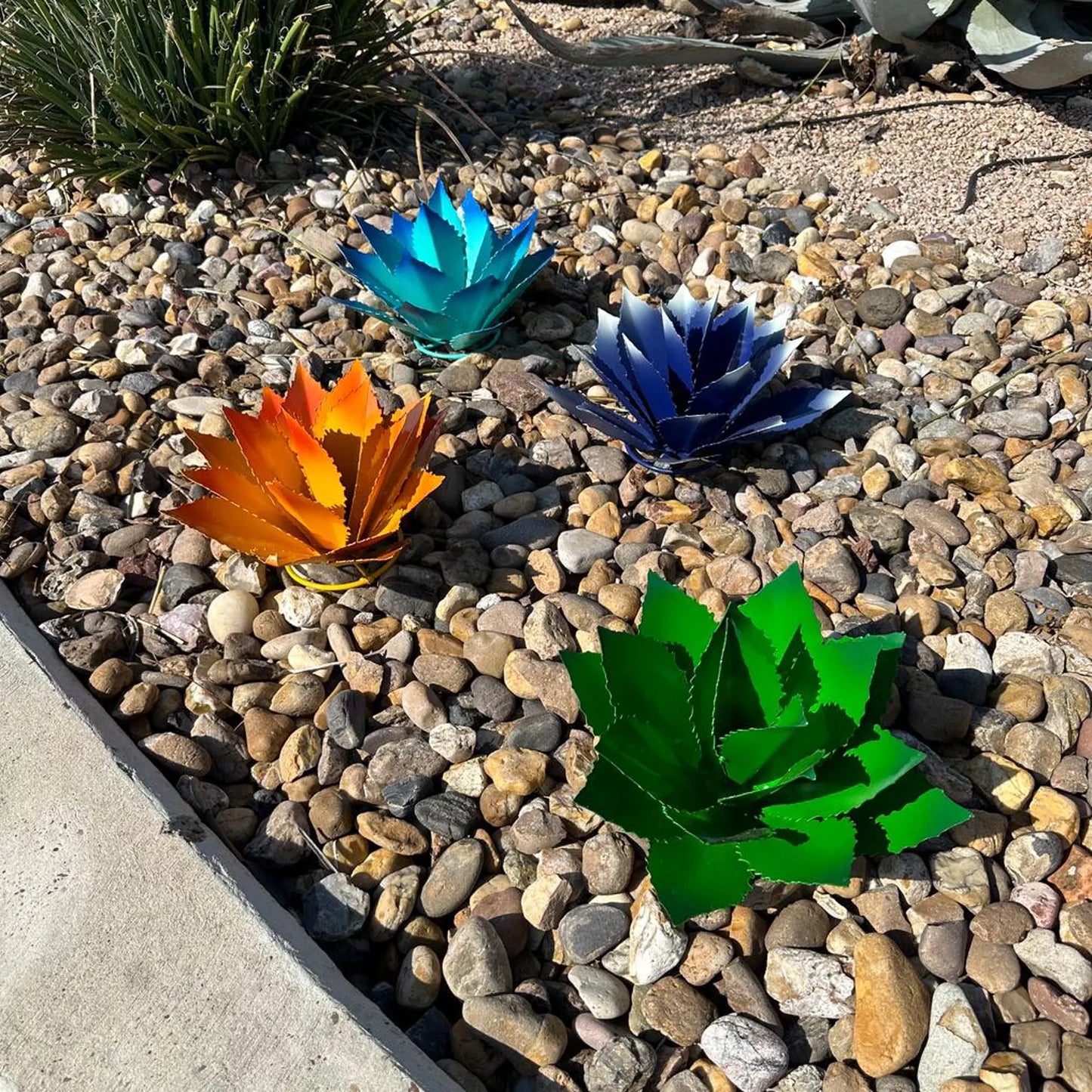 lusailstore - Decorative metal plant agave