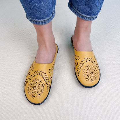 lusailstore - Casual and versatile hollow slippers