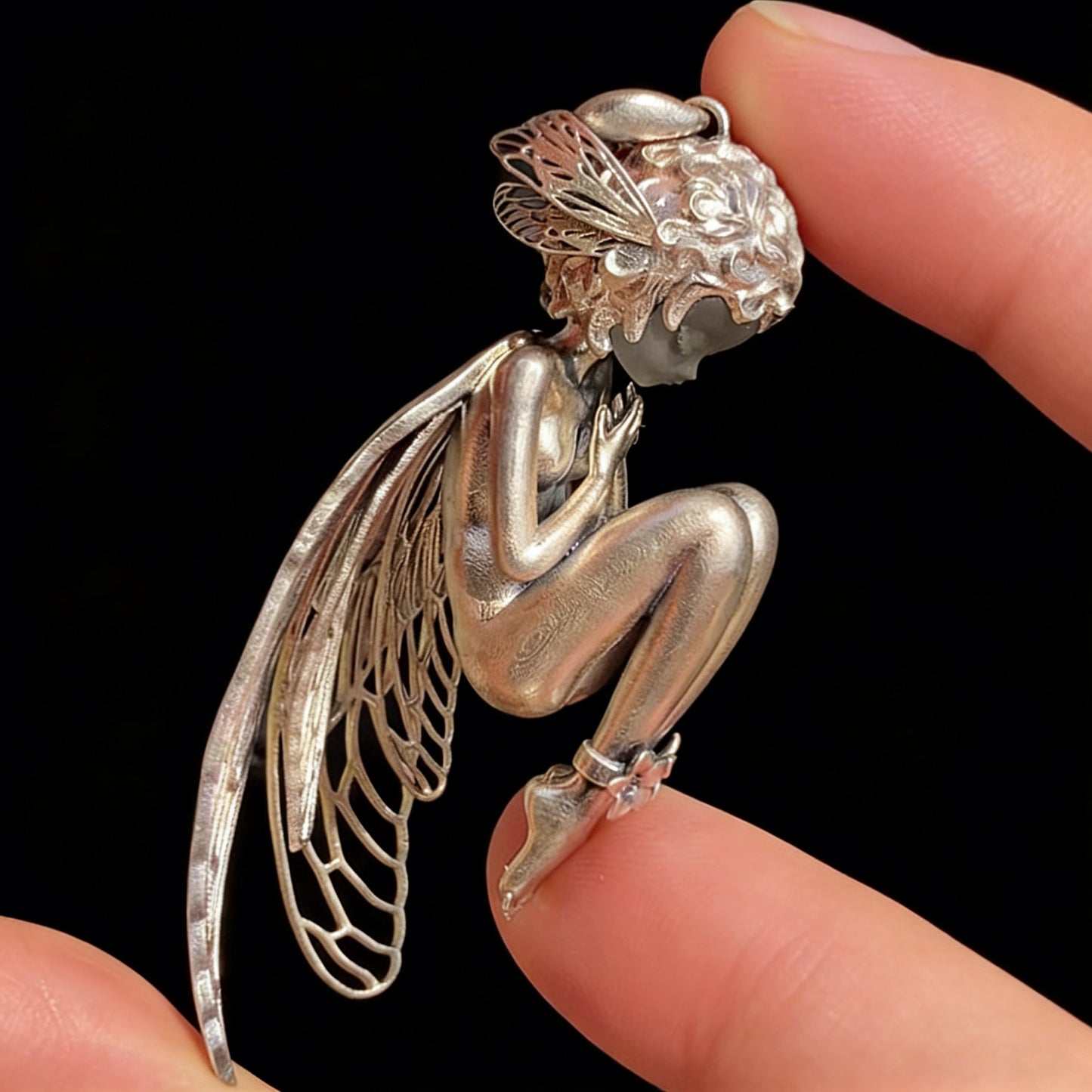 lusailstore - Silent Angel Pendant