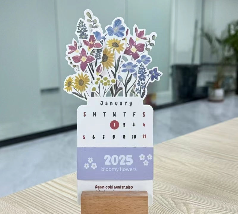 lusailstore - 2025 Bloomy Flowers Desk Calendar