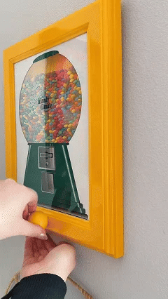 lusailstore - Candy Frame Dispenser