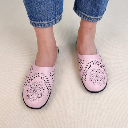 lusailstore - Casual and versatile hollow slippers