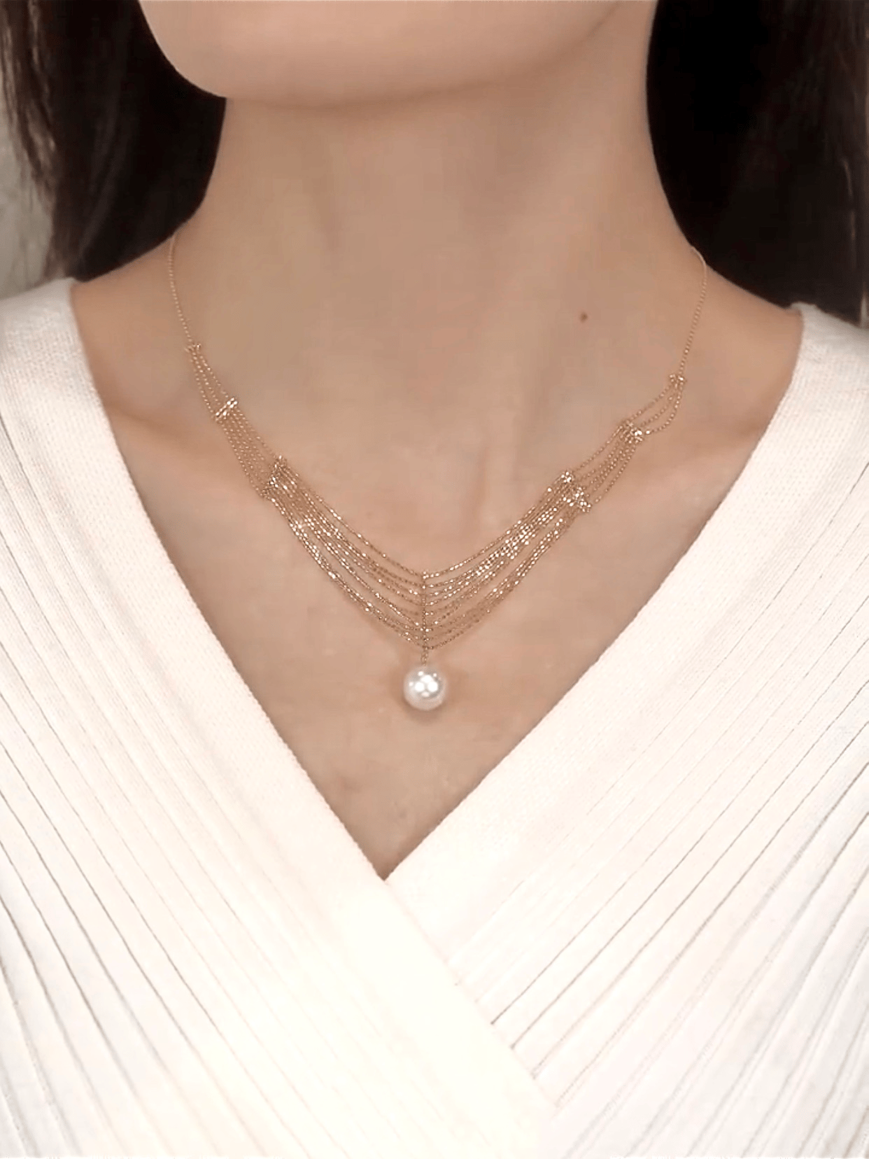 lusailstore - Stylish and luxurious Leora necklace