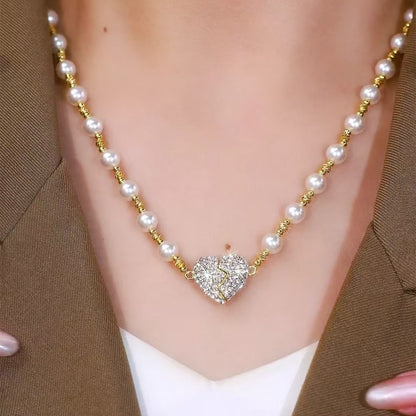 lusailstore - Magnetic heart-shaped pearl pendant necklace