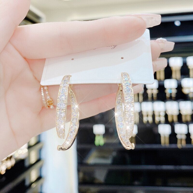 lusailstore - Cross Curved Earrings