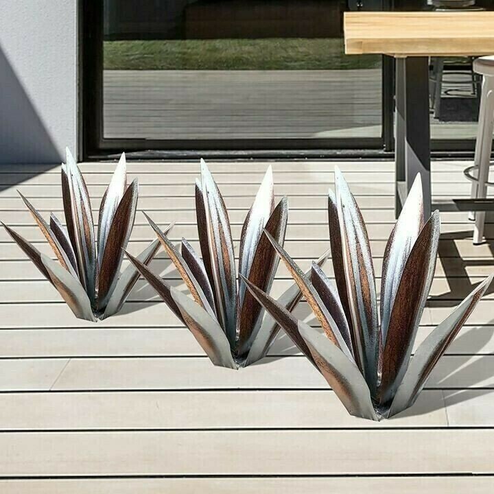 lusailstore- Waterproof Solar Garden Agave