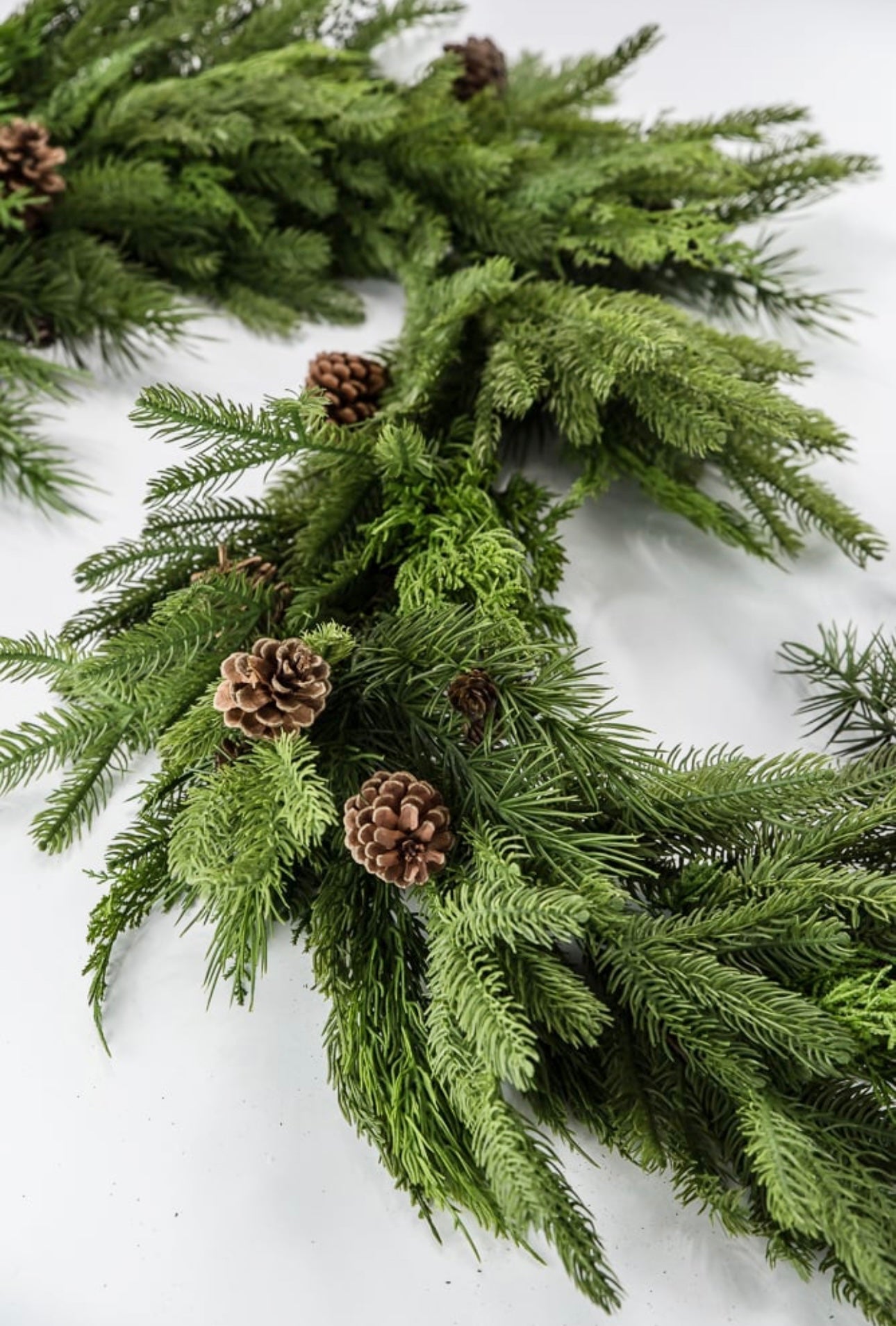 lusailstore - gorgeous natural touch mixed pine garland with led light